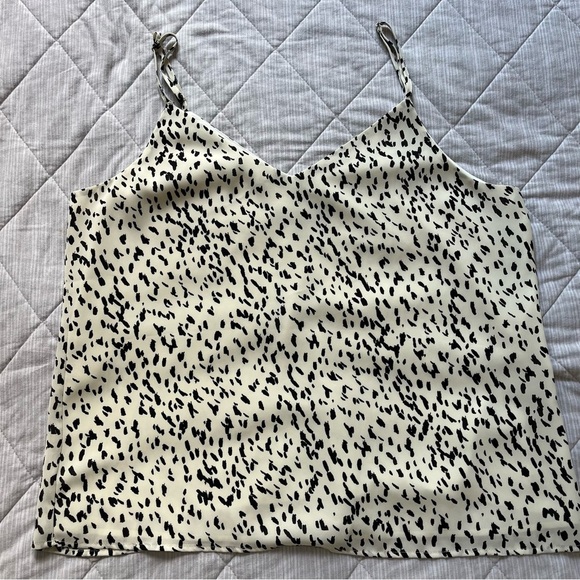 Banana Republic Black and Cream Sleeveless Camisole - Picture 4 of 7